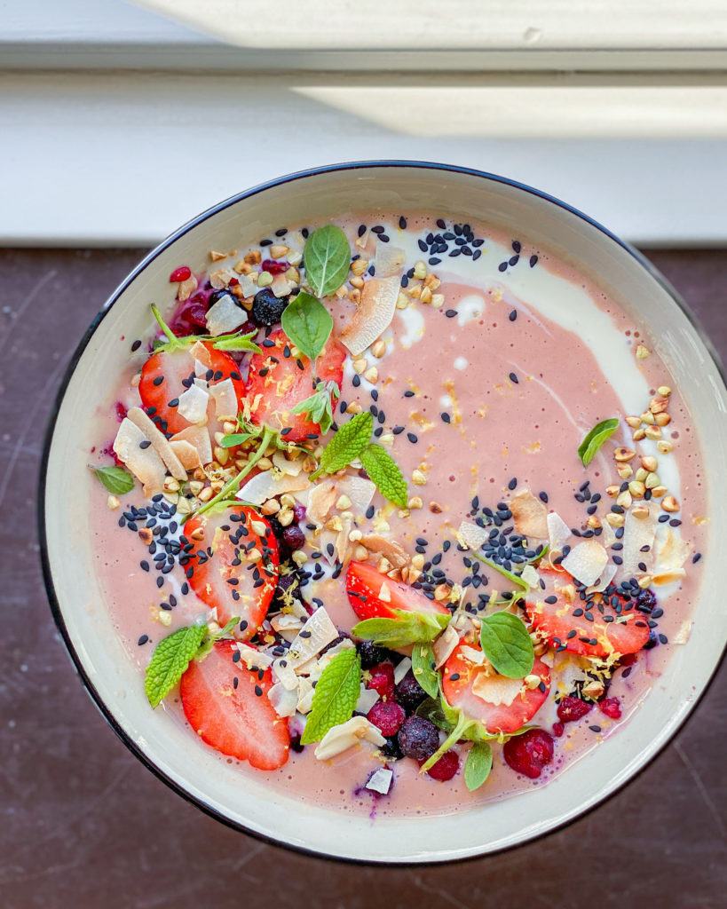 smoothiebowl jordbær