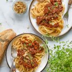vegansk bolognese med spaghetti