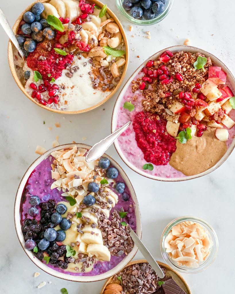 overnight oats i skåle med topping