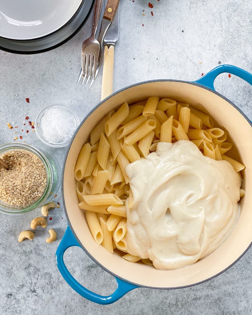 blomkålspasta i gryde