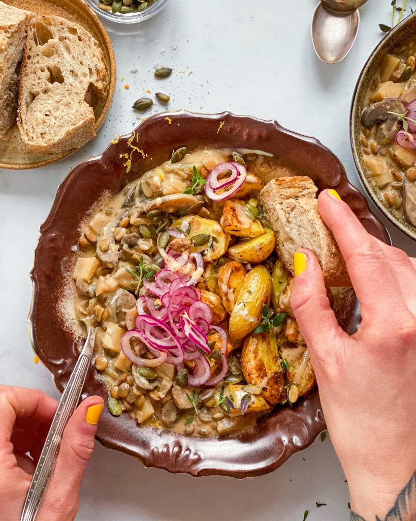vegansk linsegryde med grønne linser