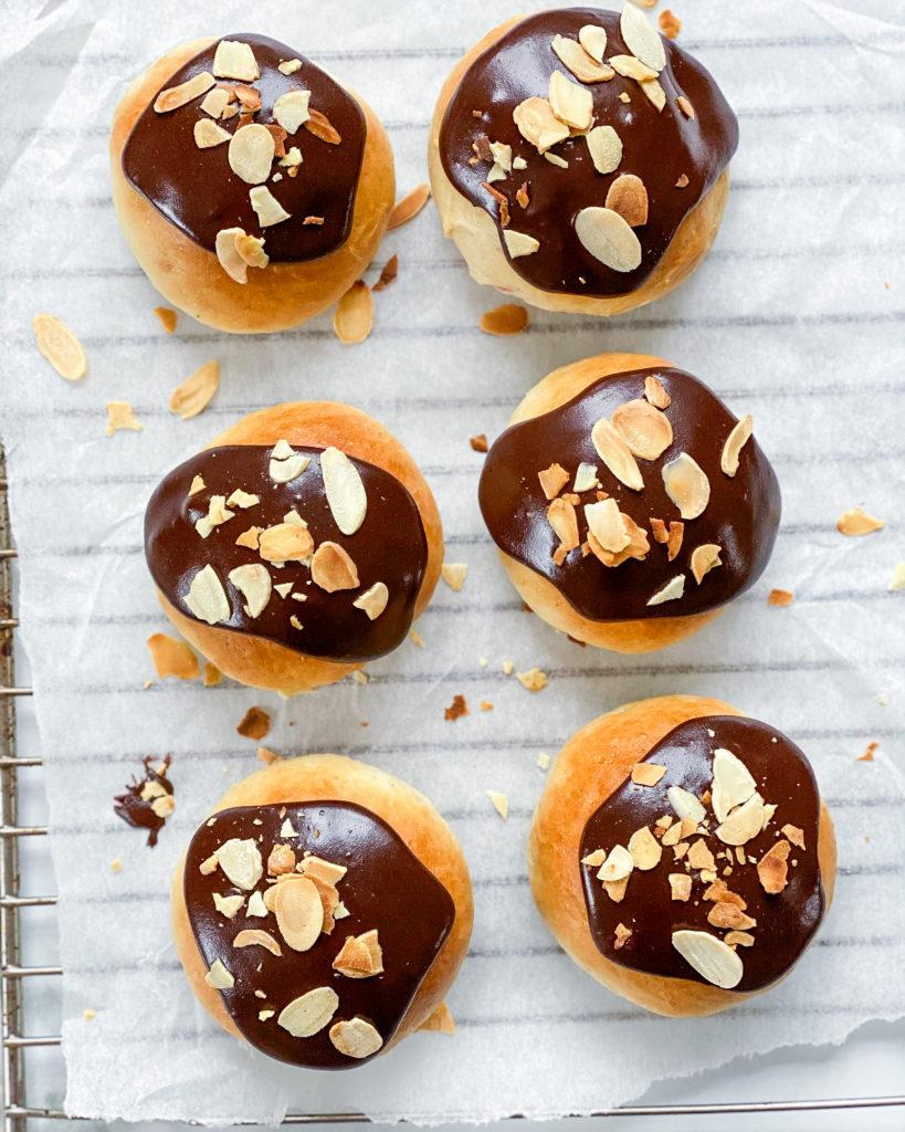 veganske fastelavnsboller med chokoladeglasur