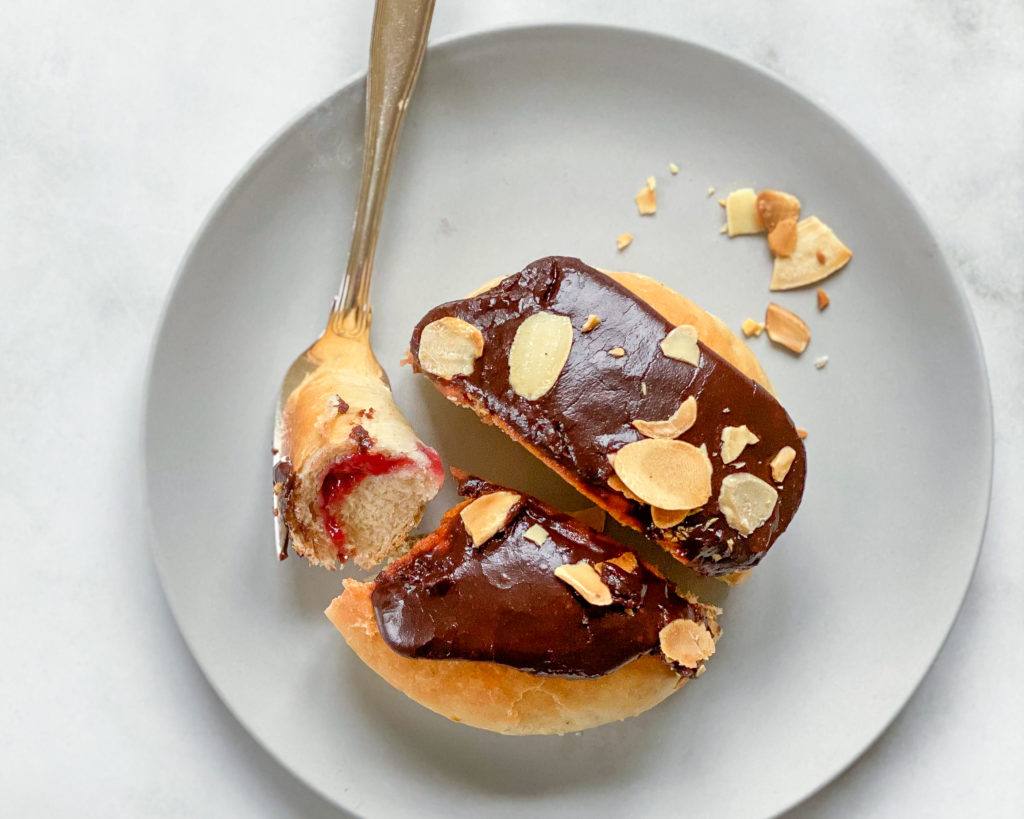veganske fastelavnsboller med hindbærfyld