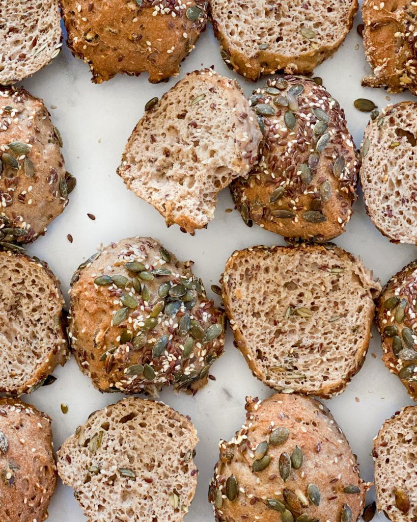glutenfri grovboller med kerner