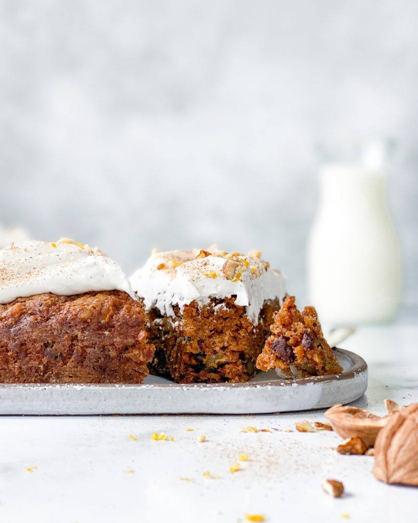 vegansk squashkage med chokolade og valnødder