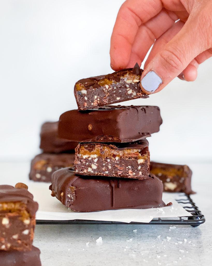 hjemmelavet proteinbar med dadler
