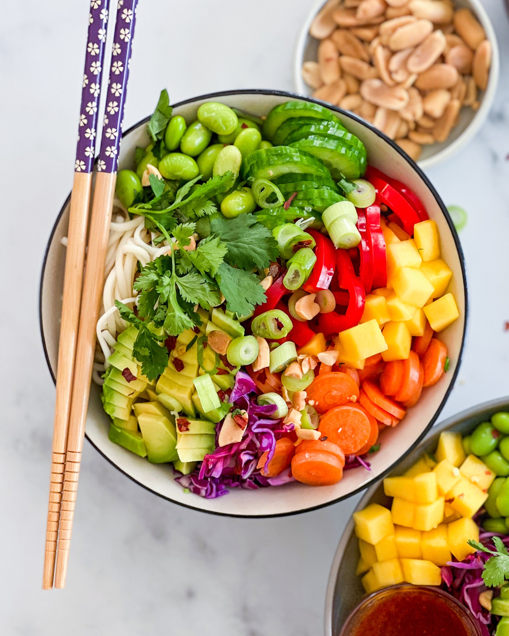 Asiatisk salat med mango og edamamebønner 1