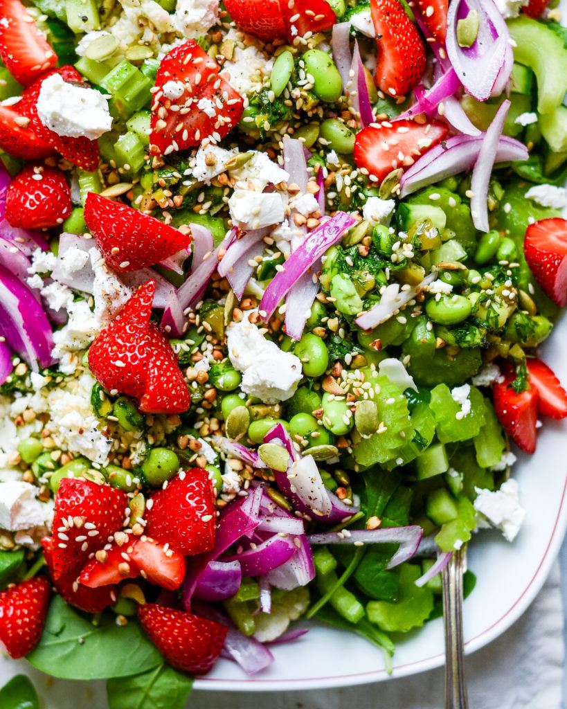 salat med edamamebønner