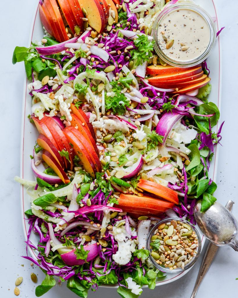 salat med tahindressing