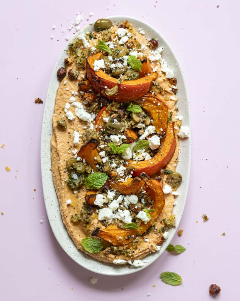 bagt græskar med harissa hummus