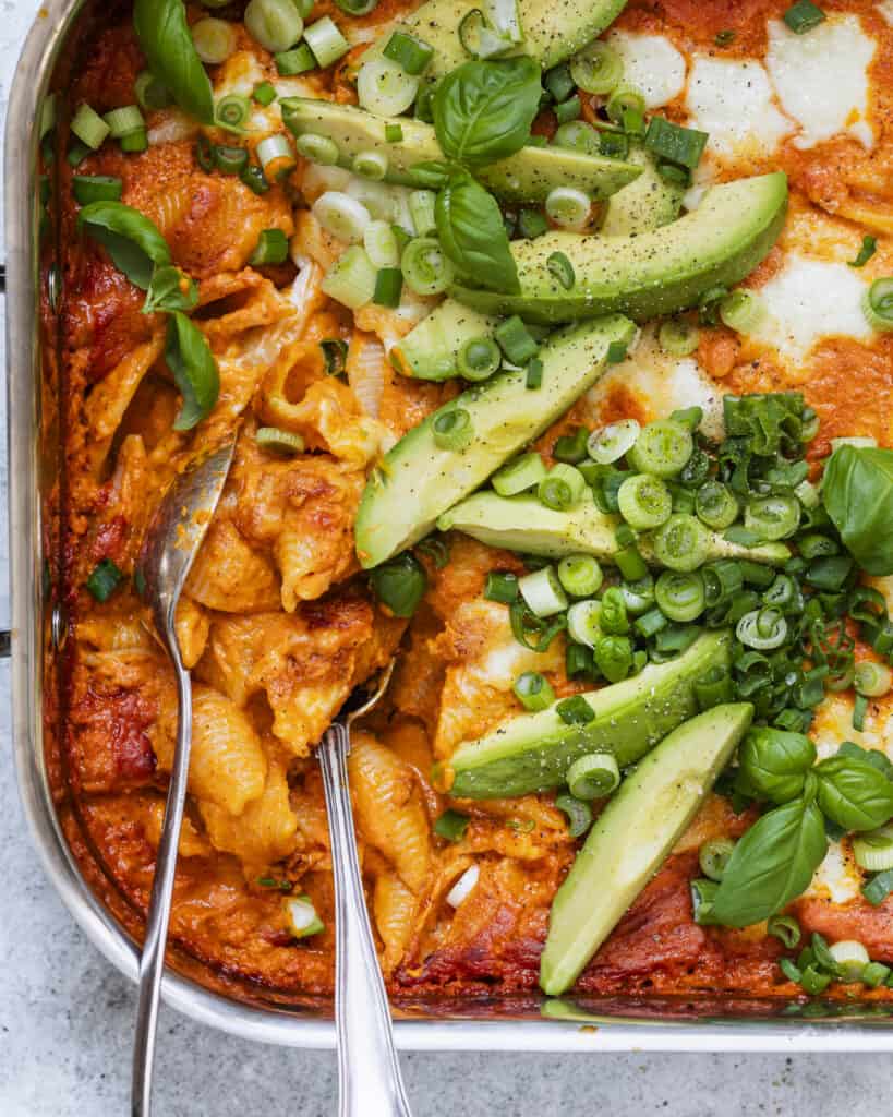bagt pasta med peberfrugtsauce