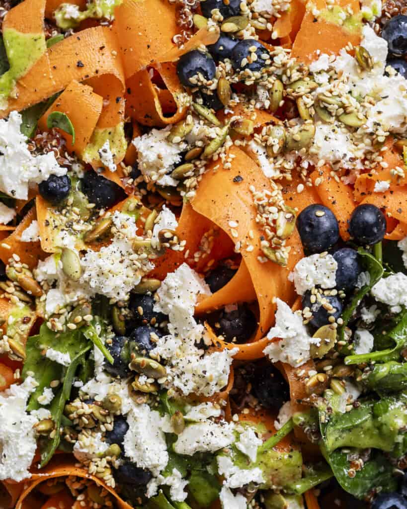 gulerodssalat med feta og limedressing