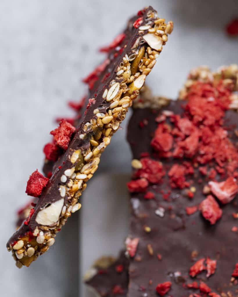 kerne knækbrød med chokolade og nødder