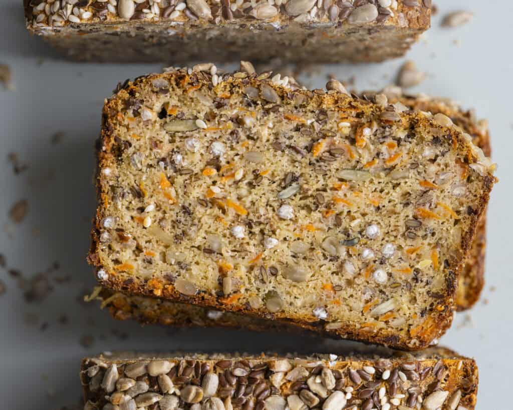glutenfrit rugbrød med kerner