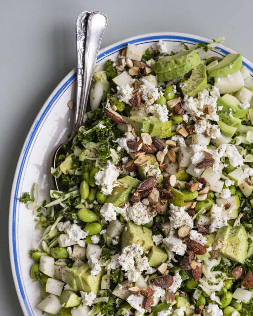 salat med grønkål og feta