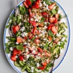 opskrift sommersalat med jordbær
