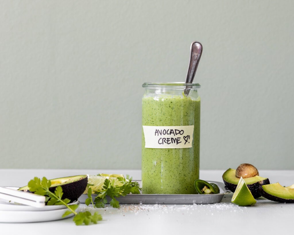 avocado creme med chili