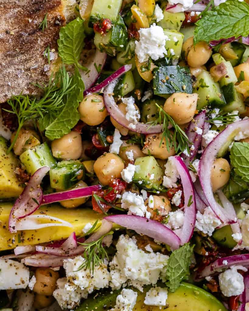 close up kikærtesalat